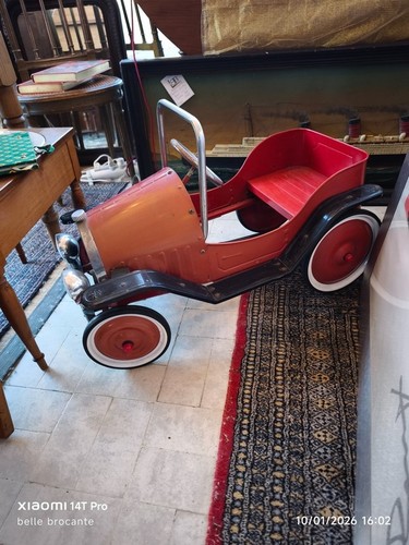 Voiture pedale tole - voiture,